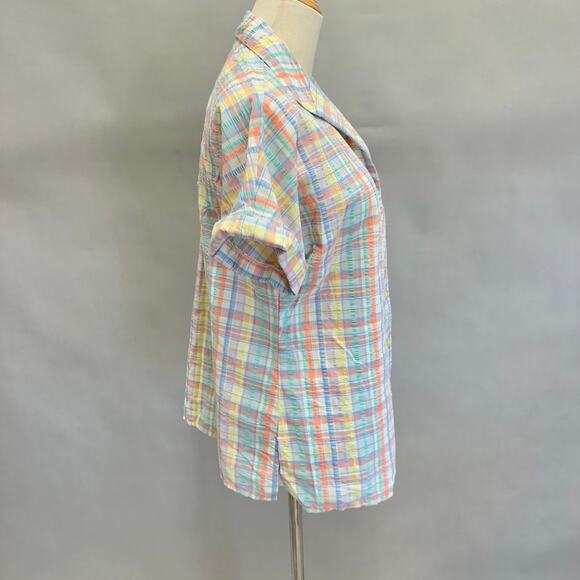 Vintage 80s plaid pastel seersucker roll short sleeve button up top small/medium - Picture 5 of 13